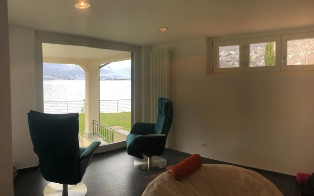 Remarkable 4-bed Villa in Bellano