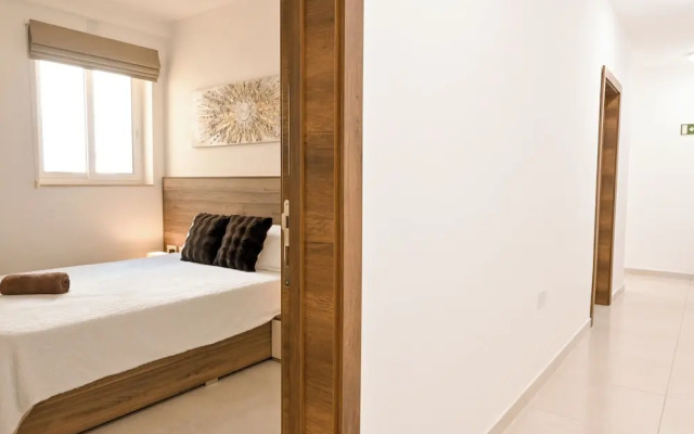 Viviani Court 2bd Modern Apt Xewkija Gozo
