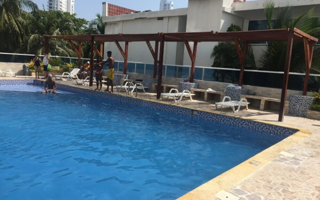 Apartment in Front of the Sea 1105B