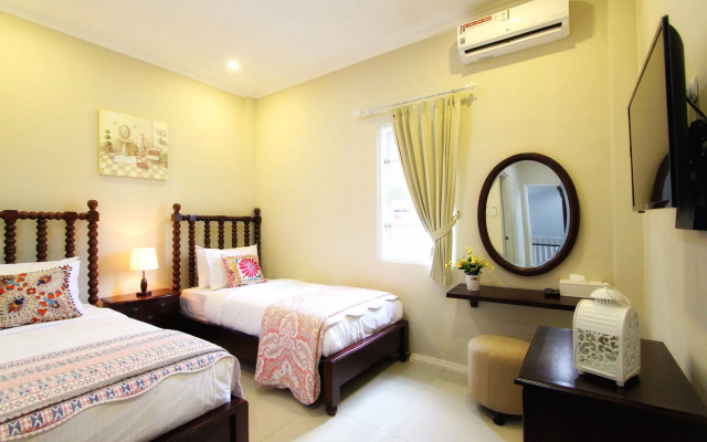Omah Madam Bed & Breakfast