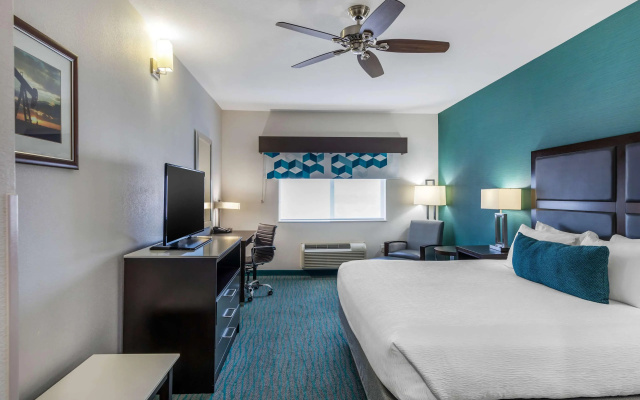 Best Western Plus Taft Inn