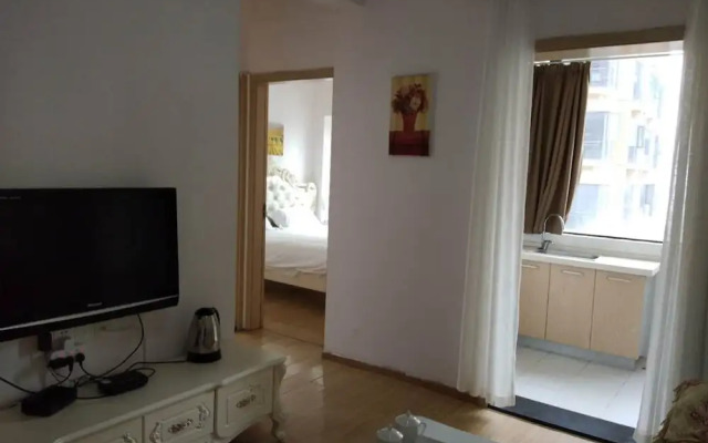 Wuhan Loving Home Apartment