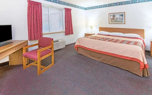 Super 8 By Wyndham Richfield Area
