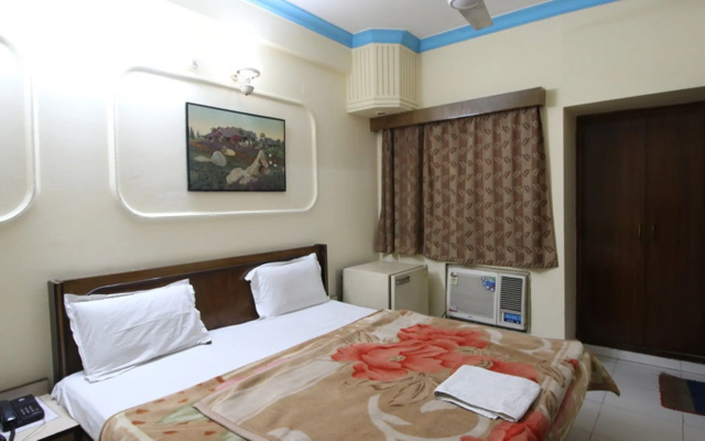 Hotel Kabeer New Delhi Railway Station