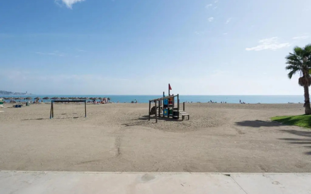 LU&CIA City Beach Malagueta 6