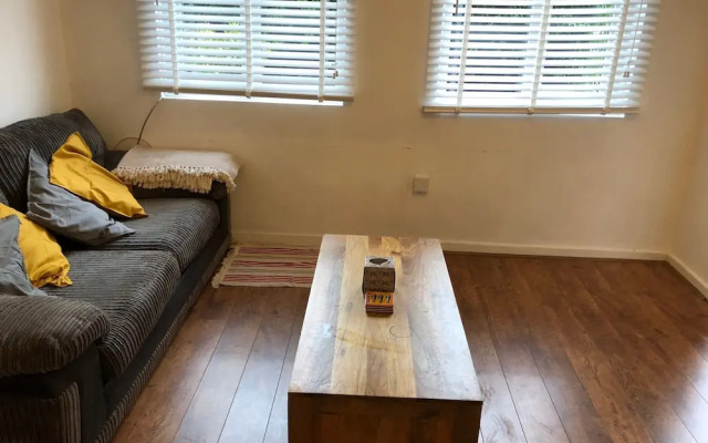 Spacious 1 Bedroom Flat in Hanover