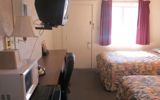 Economy Inn of Bloomington