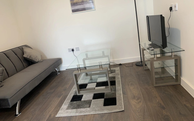 Top Floor - Serviced Apartments