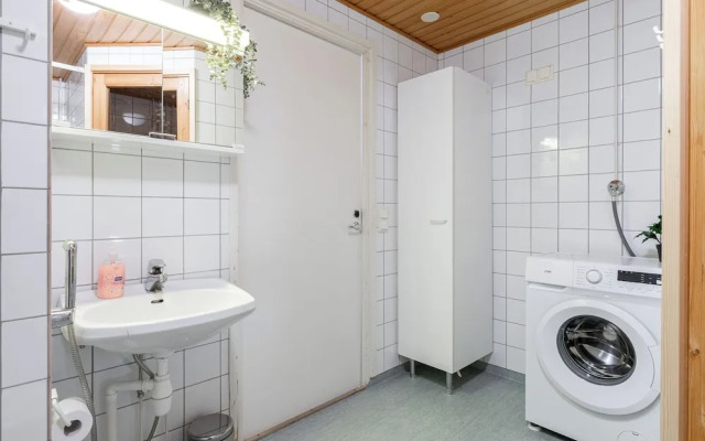Comfy 1BR Apt with Sauna - Best Location