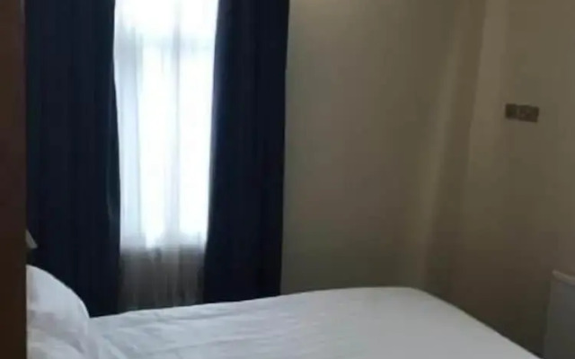 Corona Hotel Sheffield Meadowhall