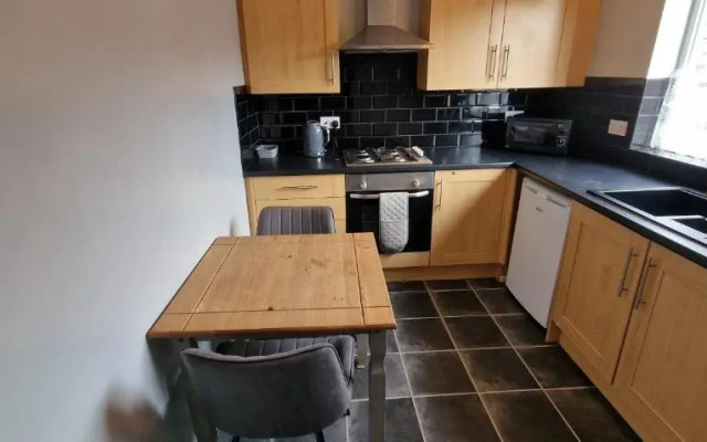 SELF CHECK IN APARTMENT in CENTRAL DONCASTER