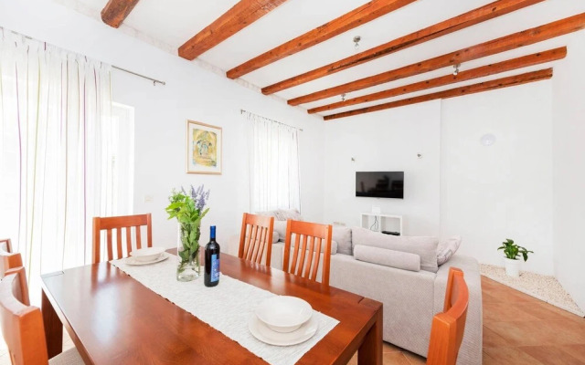 Charming House With Pool 10 Min From Sibenik