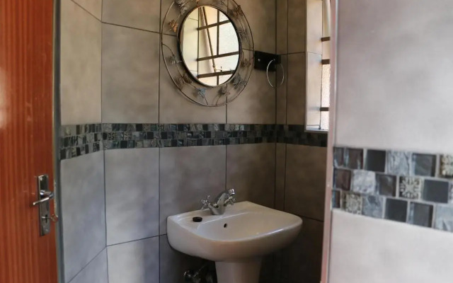 Timbali Lodge