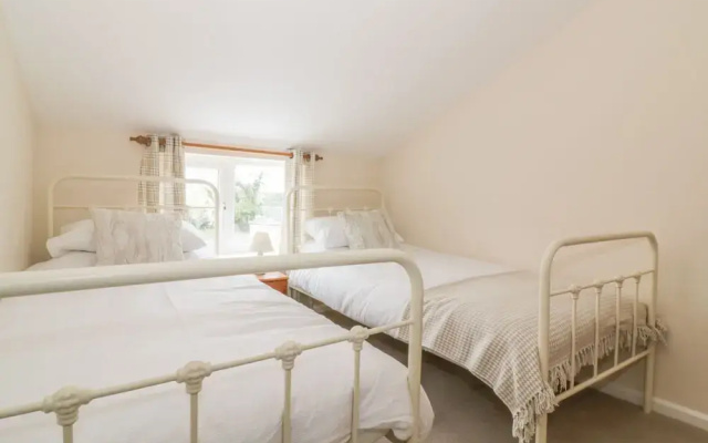 2 Hillside Cottages, Kirton
