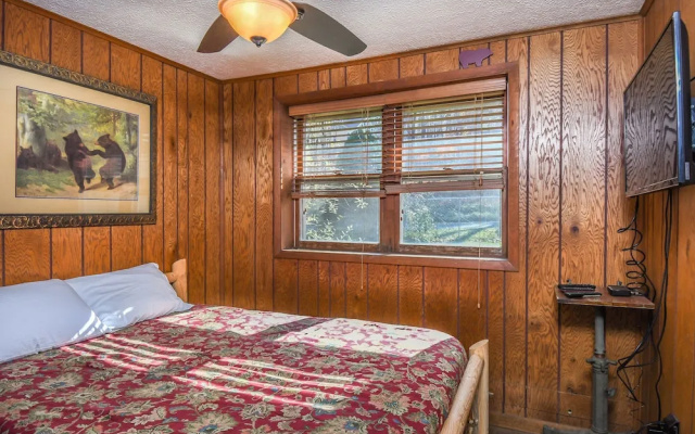 Shamrock Lodge