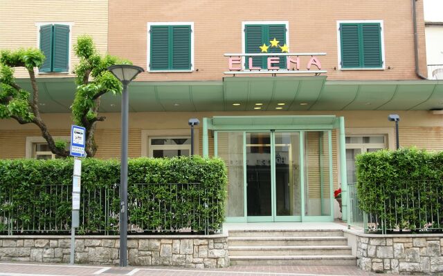Hotel Elena Кьянчиано Терме вид на фасад