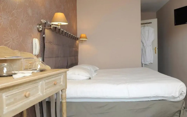 Logis Hôtel La Bastide des Oliviers