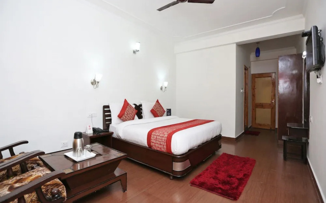 OYO 9684 Hotel Rudra Palace