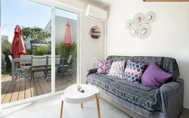 Cozy Villa Near Serignan Beach