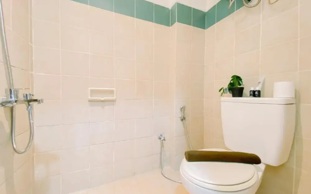 Good Place Studio Apartment At Taman Semanan Indah Cengkareng
