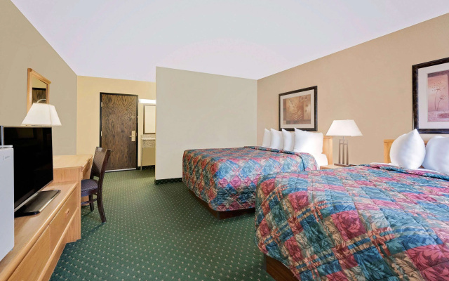 Days Inn by Wyndham International Falls