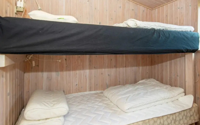 6 Person Holiday Home in Hejls