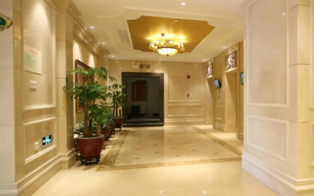 Vienna Hotel Shenzhen Bao'an Xin'an