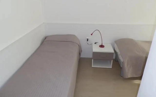 Comfortable Flat With Spacious Terrace