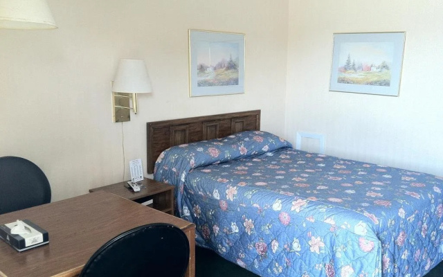 Brooks Motel