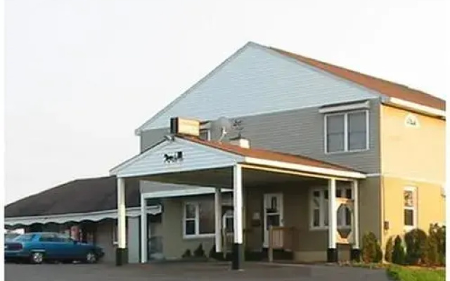 Red Carpet Inn Denver
