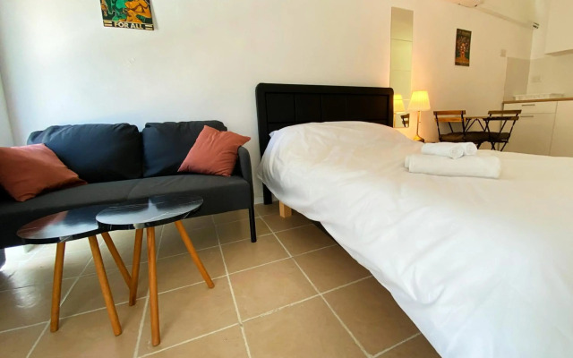 Lev Florentin Apartments