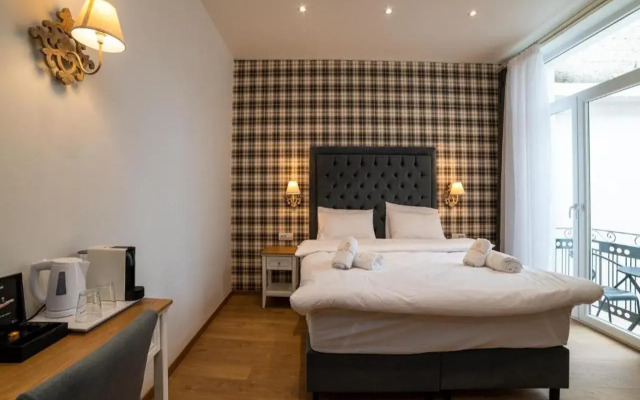 Brettania Hotel
