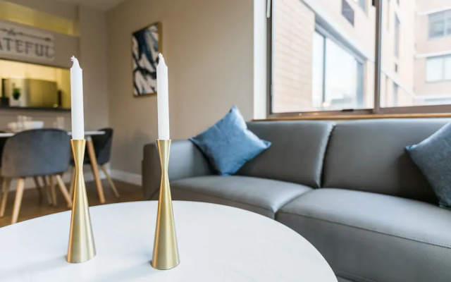 Finest Luxury 1 Bedroom Apartment