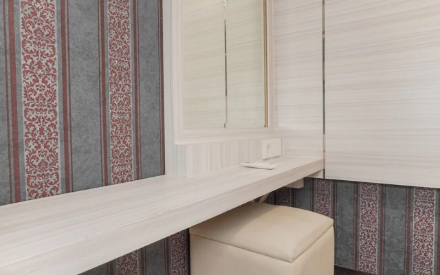 Scenic And Comfortable 2Br Sky Terrace Apartment