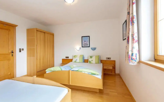Inviting Apartment in Stummerberg