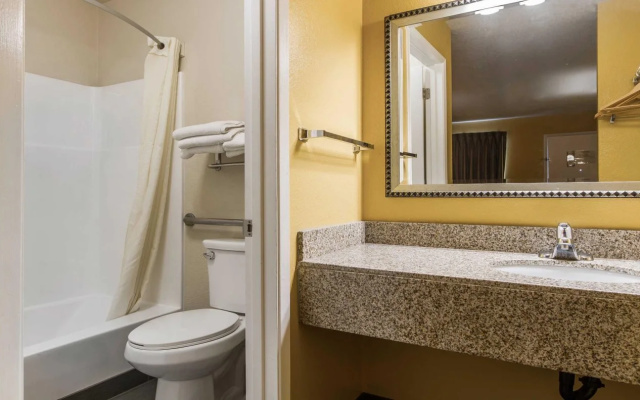 Econo Lodge Salinas
