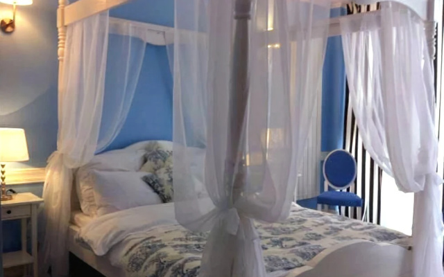 Akasha Retreat