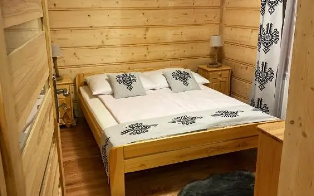 Apartament Szarotka