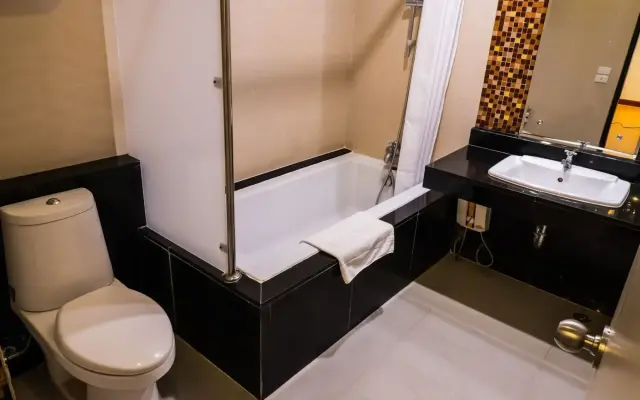 Atrium Boutique Hotel
