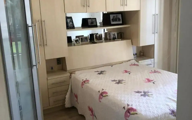 Apto 3 dorm completo - 100m Praia - Meia Praia