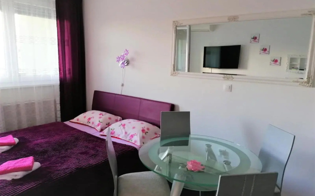 Lanterna Apartment