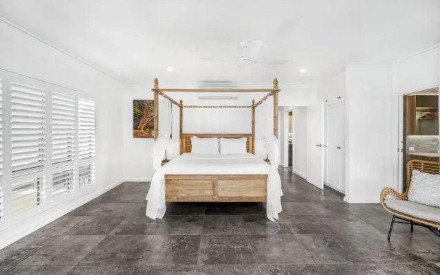 Beachside Bliss in Clifton Beach