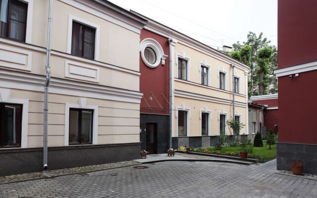 Отель Petrovsky Санкт-Петербург вид на фасад