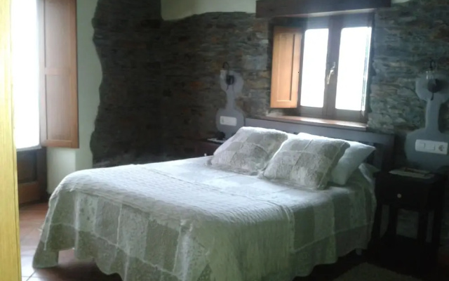 Apartamentos Rurales Romallande