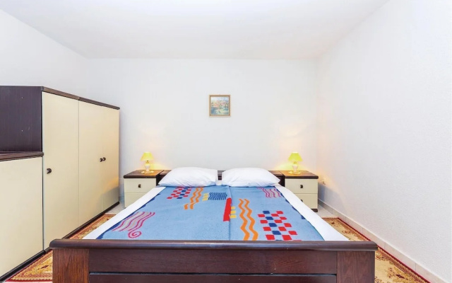 Stunning Home in Selce With Wifi and 1 Bedrooms