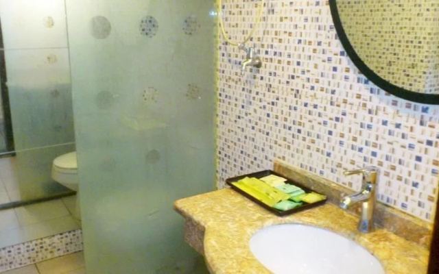 Chengdu Xiyuan Apartment Hotel(喜源精品公寓(成都春熙太古里店))