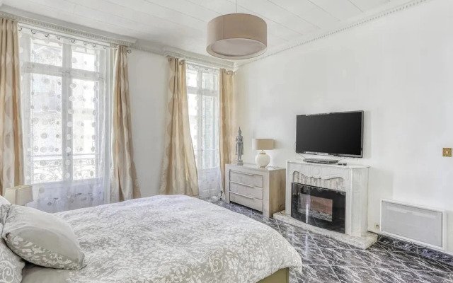 Apartment in Nice Near Beaches