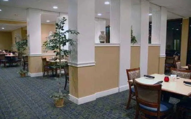Ramada Inn Atlanta Airport South