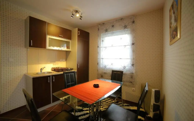 Apartment Čar 13