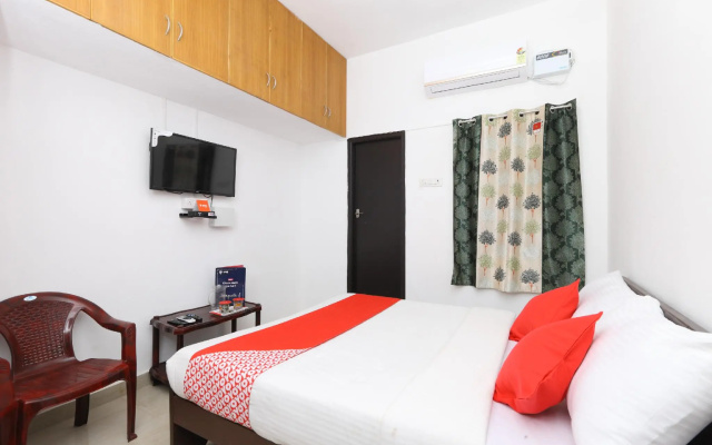 OYO Flagship 15924 Jas Residency